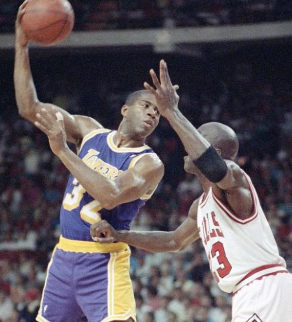 更让球迷看 更让球迷看